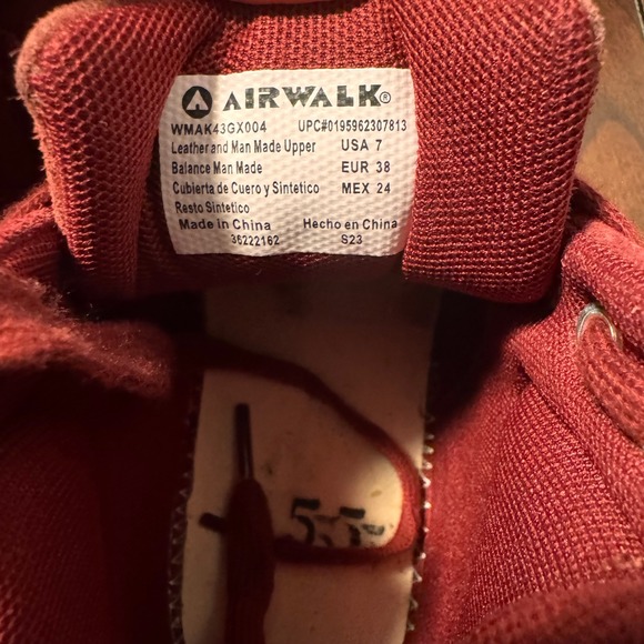 Airwalk‎ Classics Red Suede High Top Sneakers Men's Size 7 - Picture 7 of 7